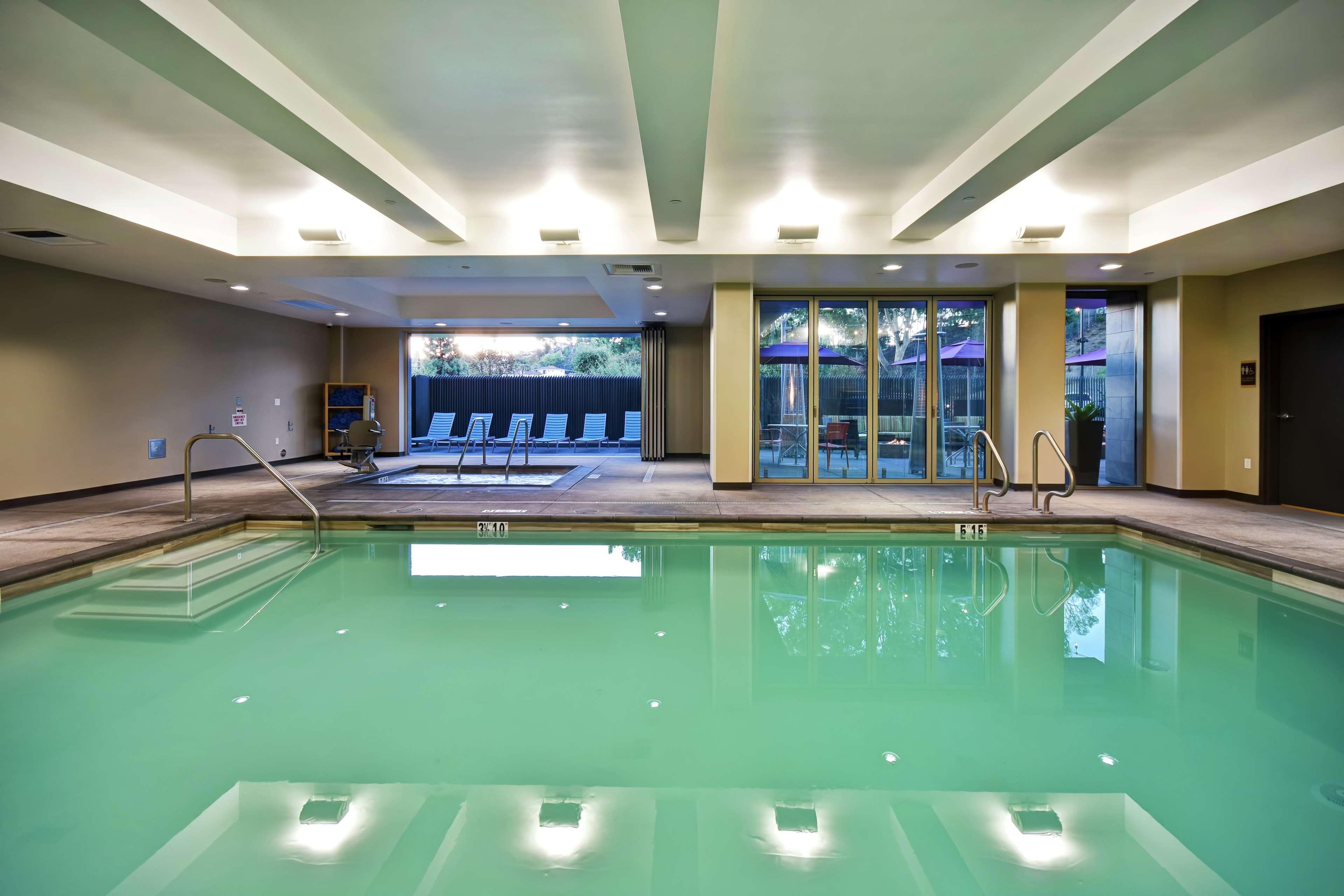 Home2 Suites By Hilton Los Angeles Монтебело Екстериор снимка