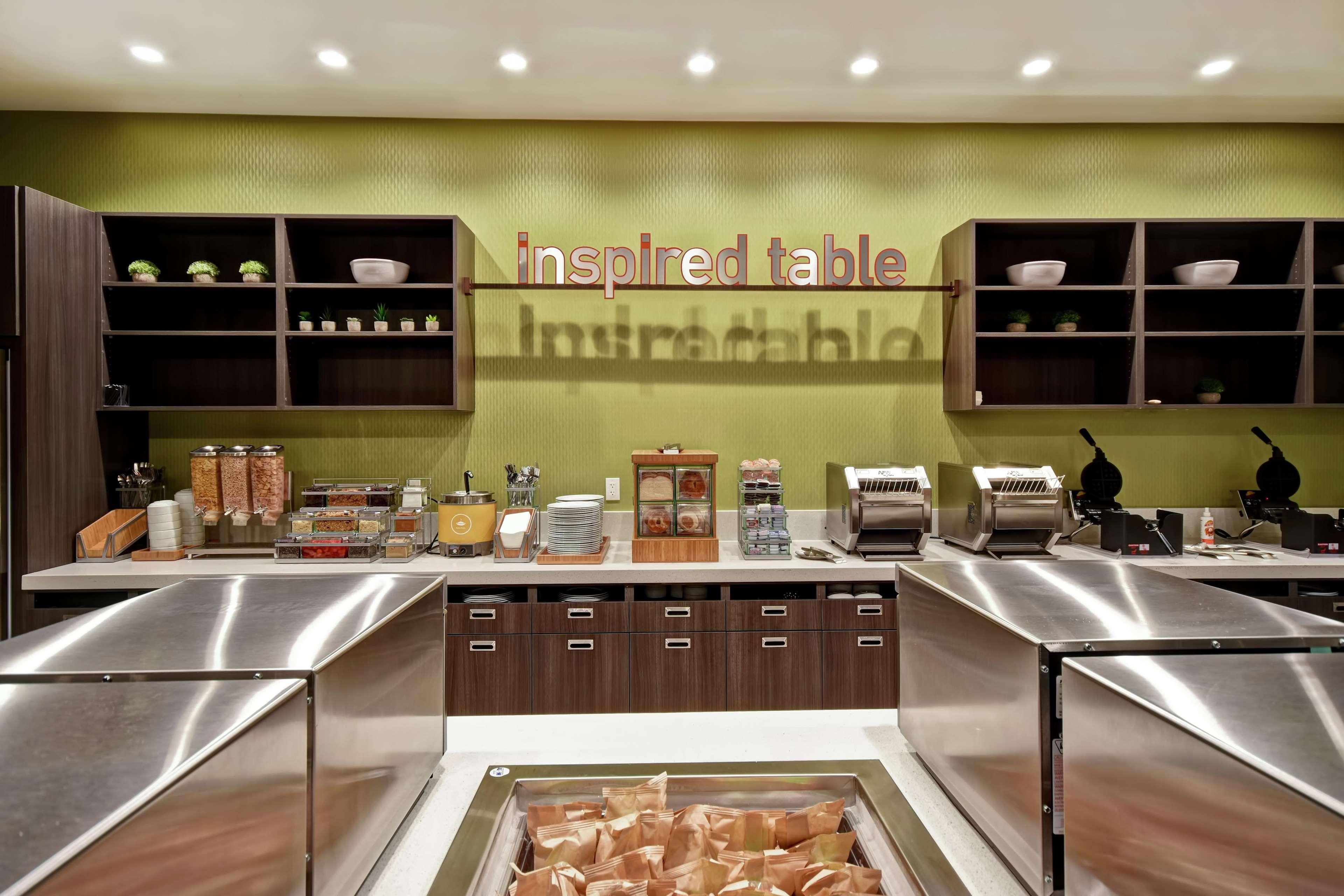 Home2 Suites By Hilton Los Angeles Монтебело Екстериор снимка