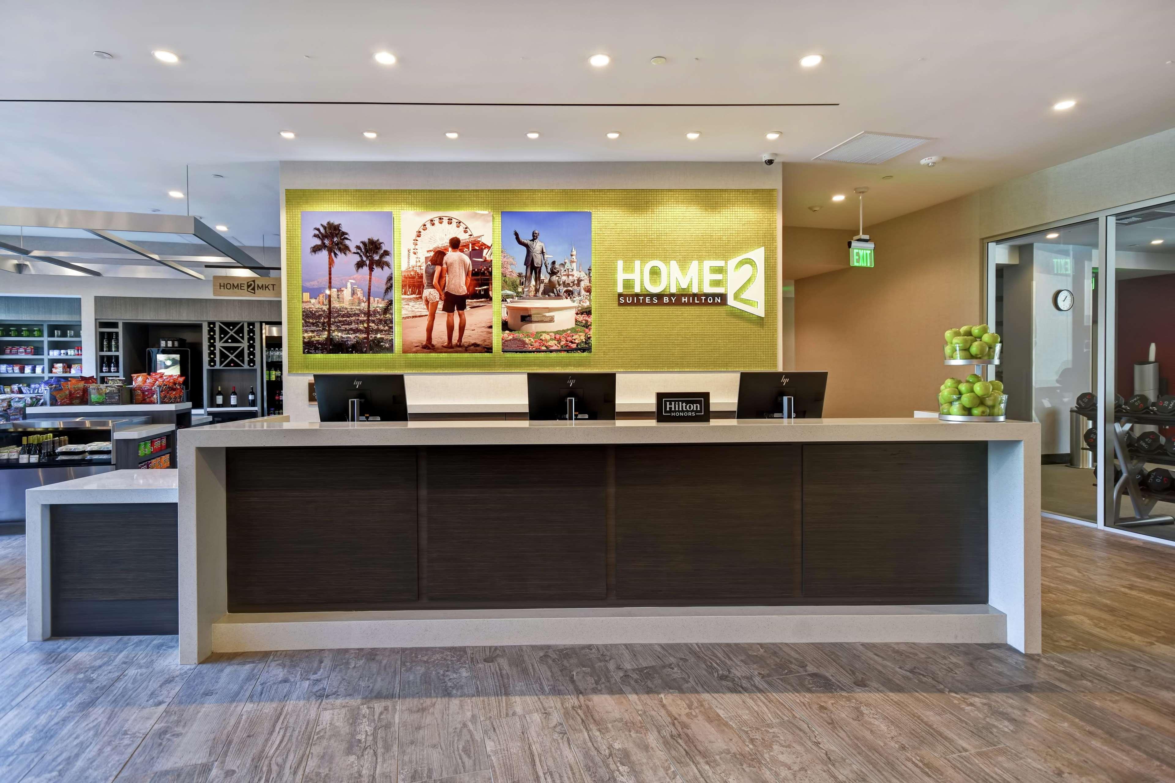 Home2 Suites By Hilton Los Angeles Монтебело Екстериор снимка