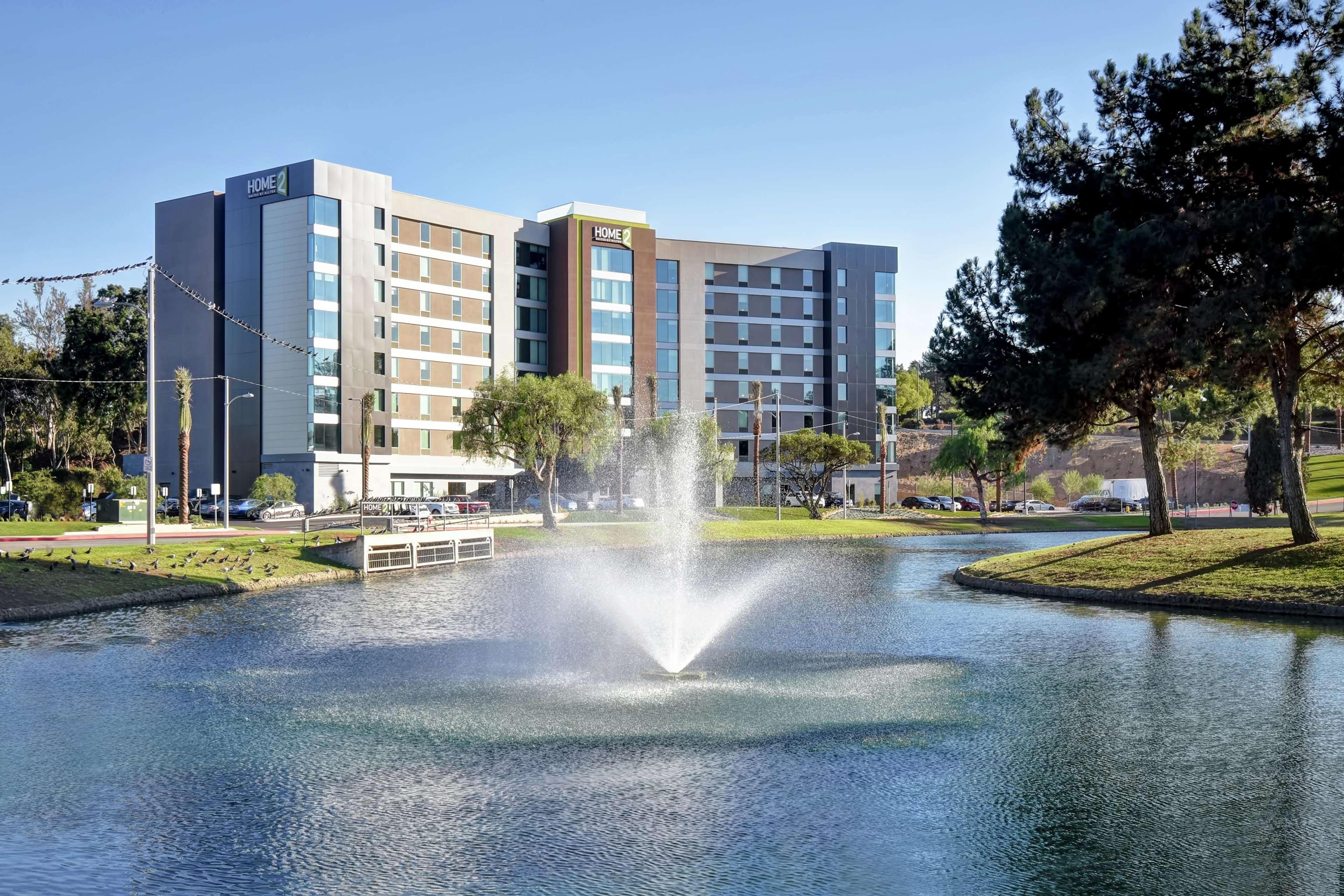 Home2 Suites By Hilton Los Angeles Монтебело Екстериор снимка