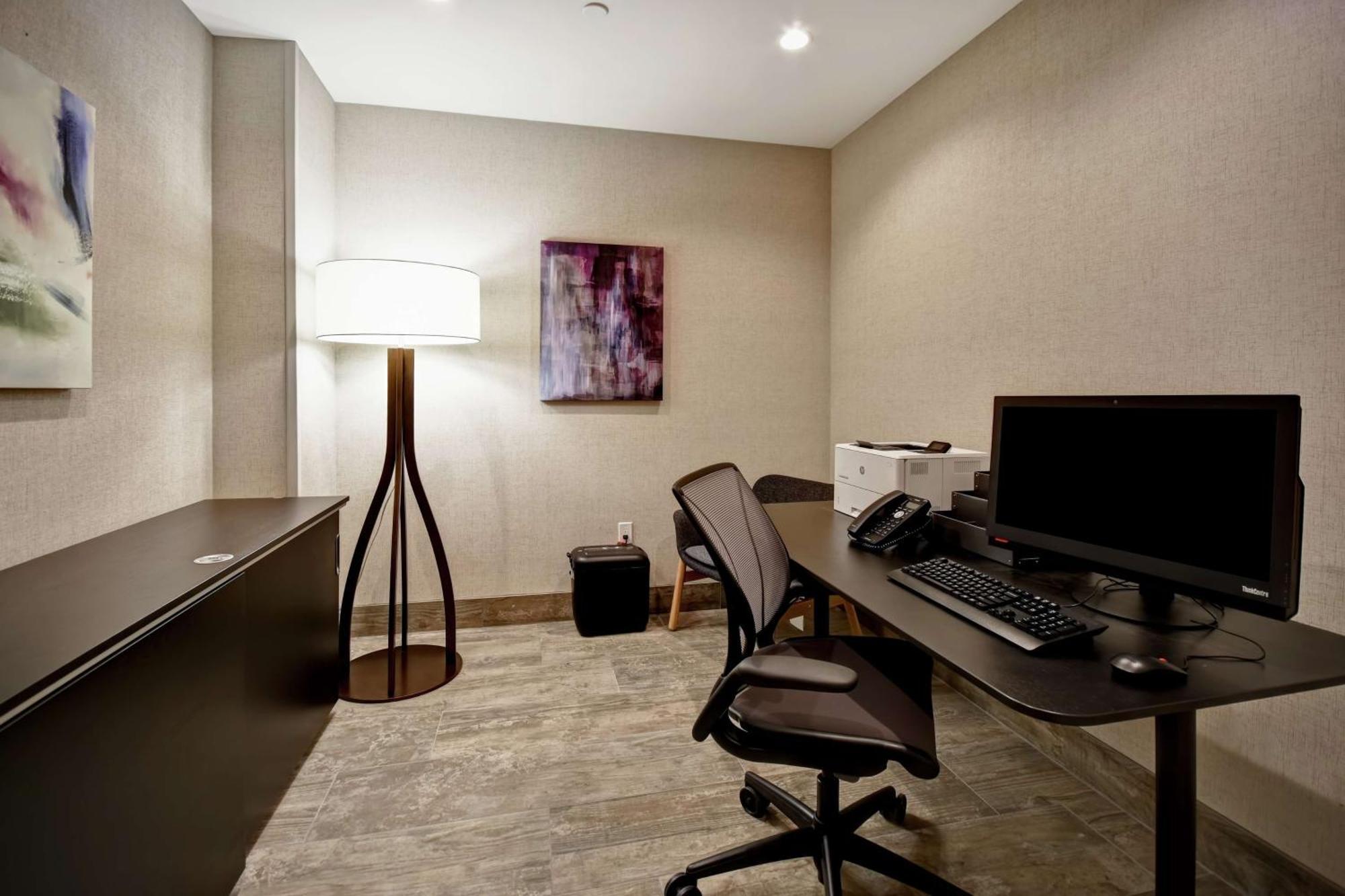 Home2 Suites By Hilton Los Angeles Монтебело Екстериор снимка