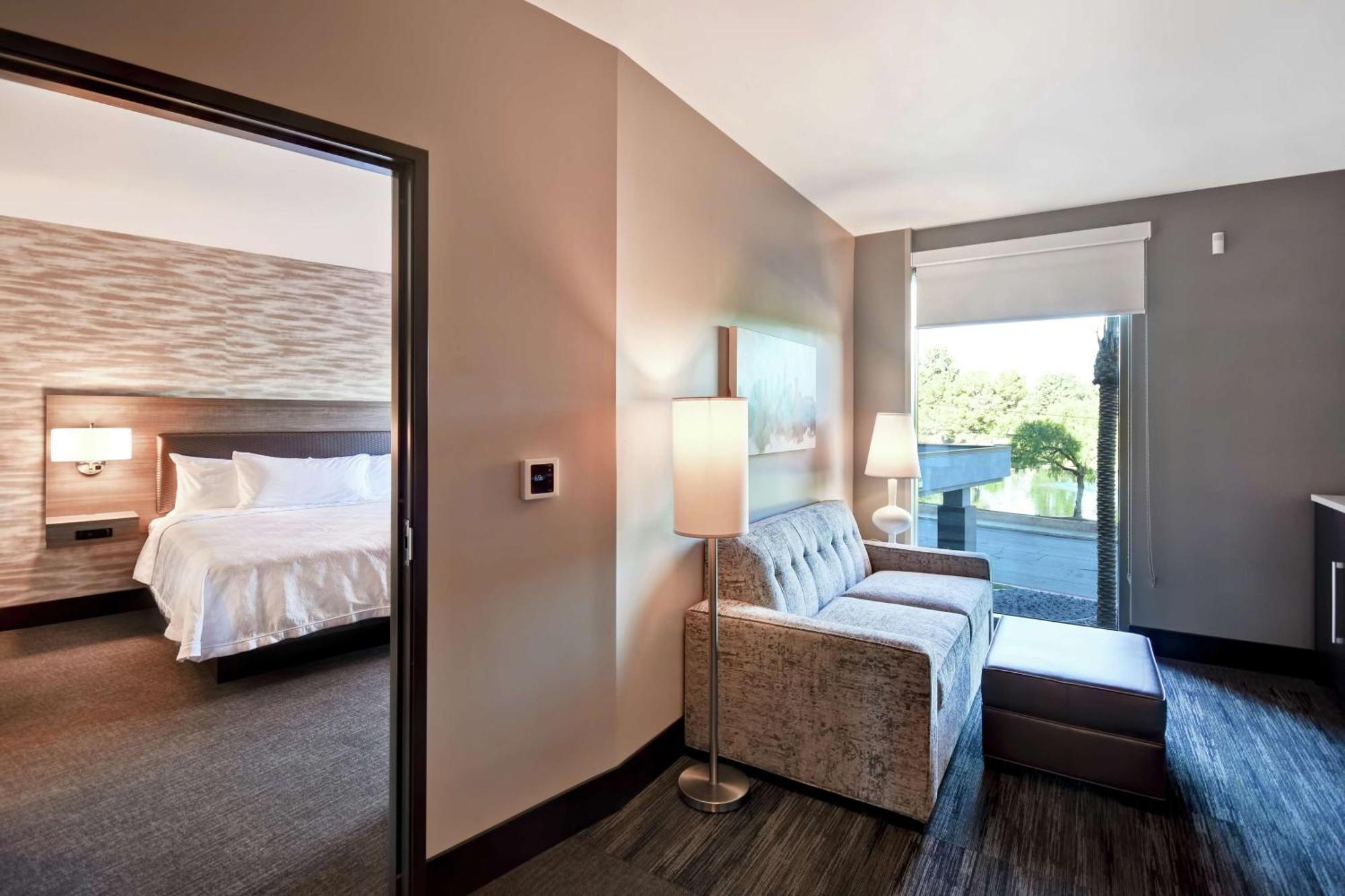 Home2 Suites By Hilton Los Angeles Монтебело Екстериор снимка