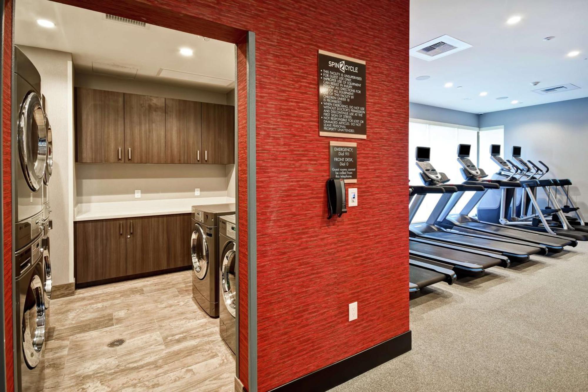 Home2 Suites By Hilton Los Angeles Монтебело Екстериор снимка